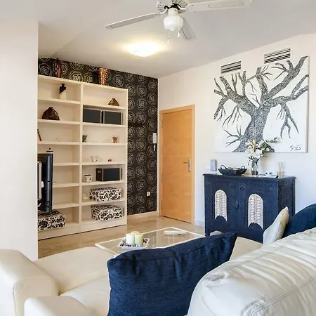 Promenade Apt شقة