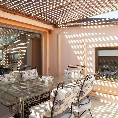 شقة Promenade Apt فوينخيرولا