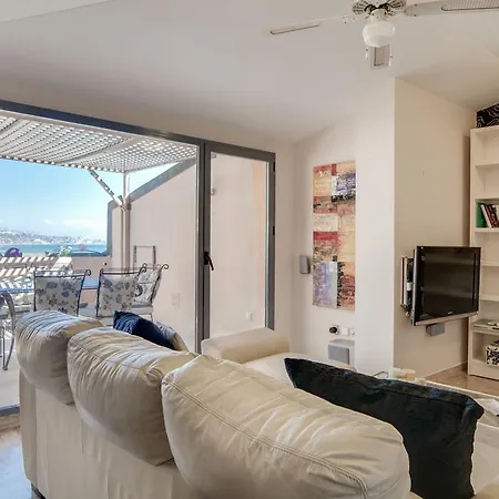 Promenade Apt فوينخيرولا